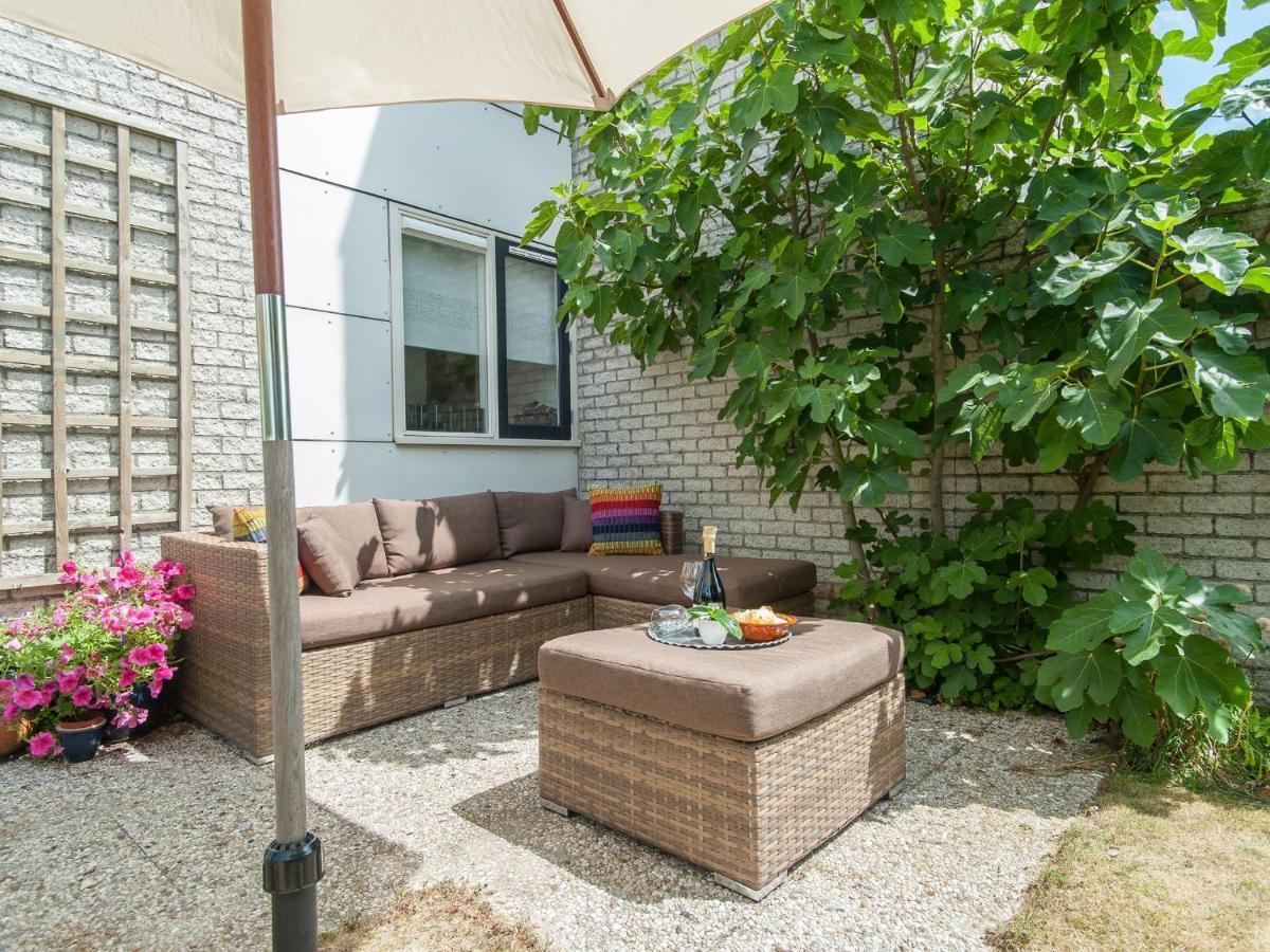 Charming Holiday Home By The Beach With Sauna Bubble Bath And Sunbed Julianadorp Exterior photo